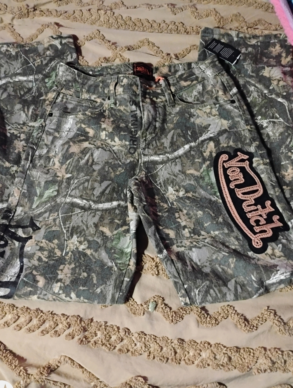 Von Dutch Green/Brown Camo Cargo Pants with Patch NWT